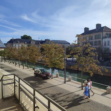 Cosy Confort Apartment Troyes